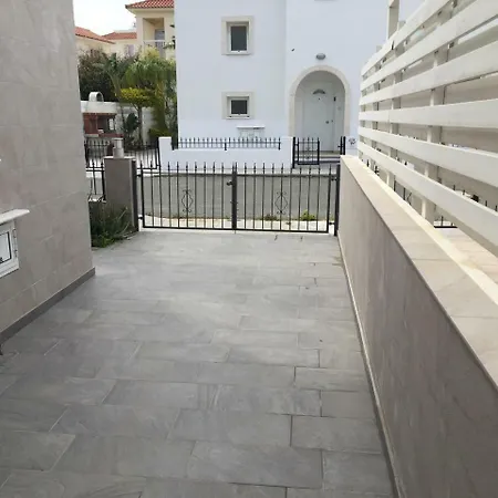 Amanda Villa Protaras