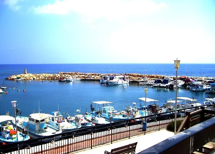 ヴィラ Amanda プロタラス